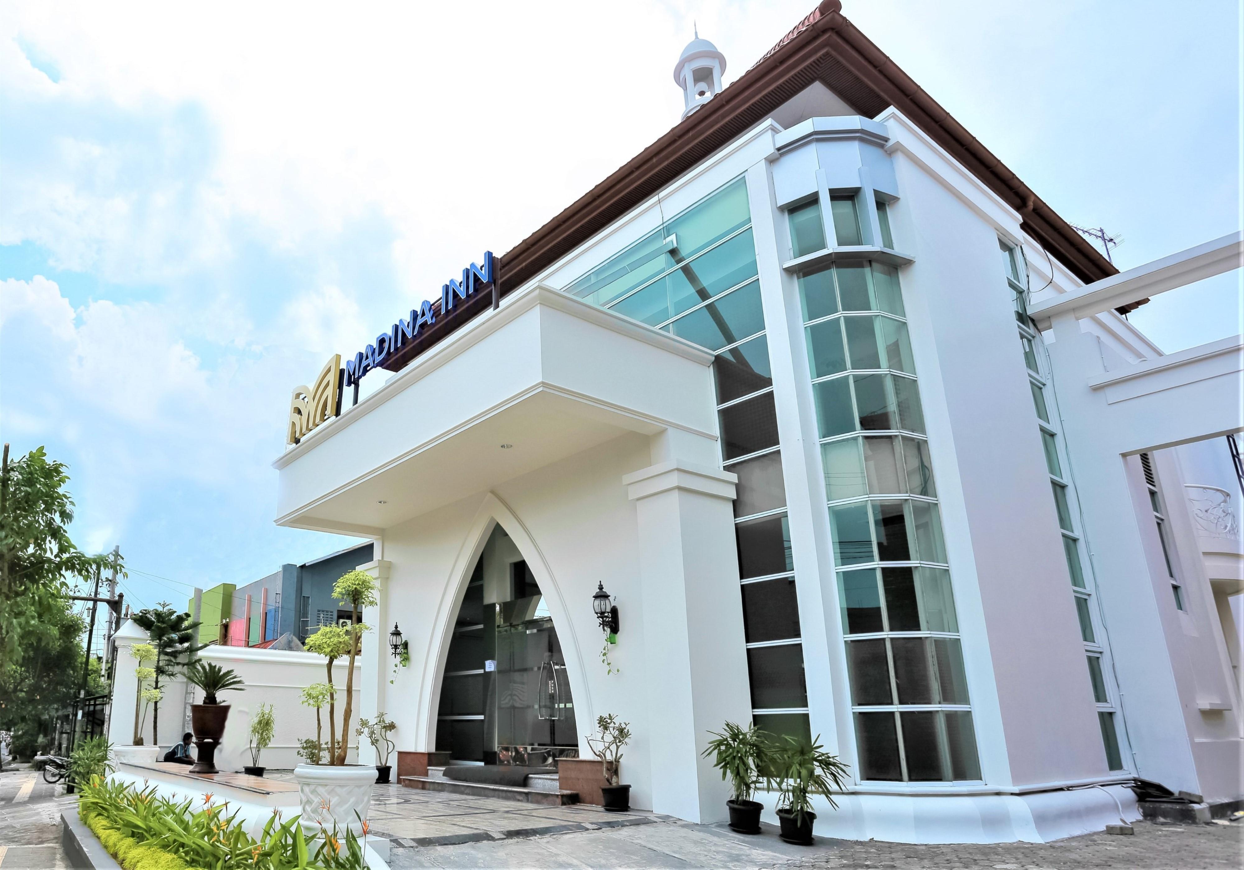 Madina Inn Джокьякарта Экстерьер фото